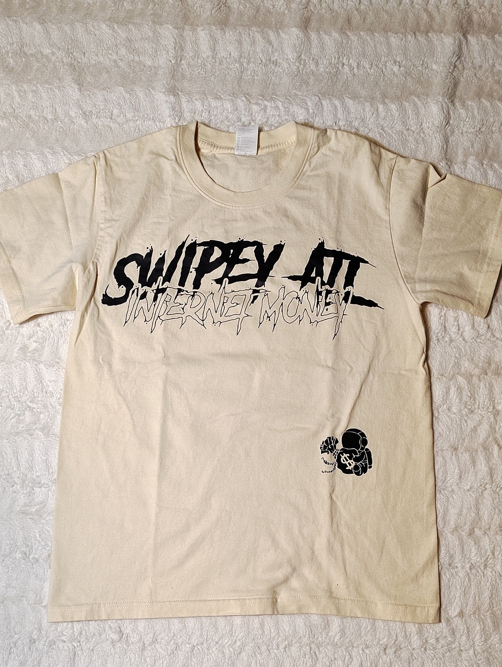 Beige Graphic Tee with Black 'Swipey At! Internet Money' Print